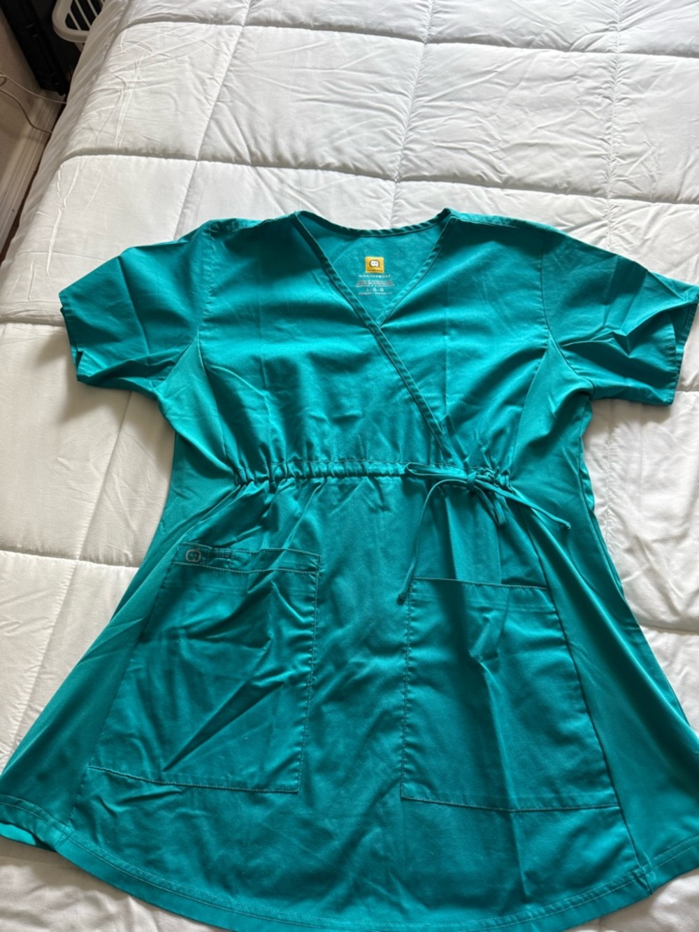 WonderWink Teal V-Neck MATERNITY Scrub Top & bottom
